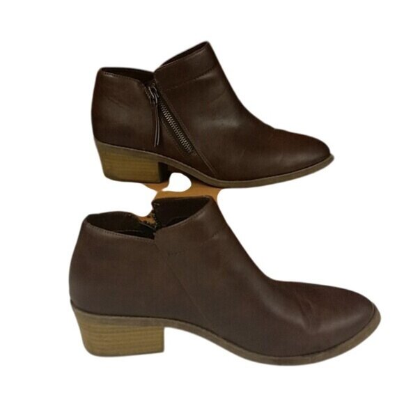 Time And Tru Brown Ankle Boots Side Zipper Closure & Low Heel 8.5 Wide - Picture 2 of 7